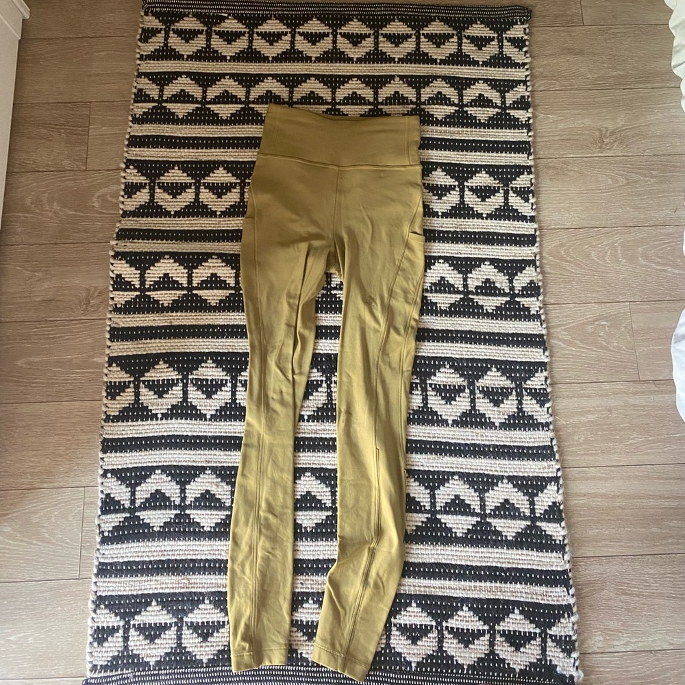 Lululemon leggings